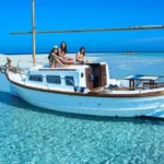 Los mejores destinos españoles para el alquiler de un barco sin licencia