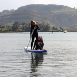 Aventura acuática paddlesurf en la costa de Villaviciosa