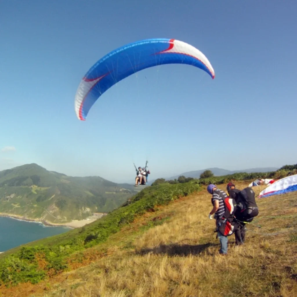 Aventura de parapente en Kukuarri, Orio