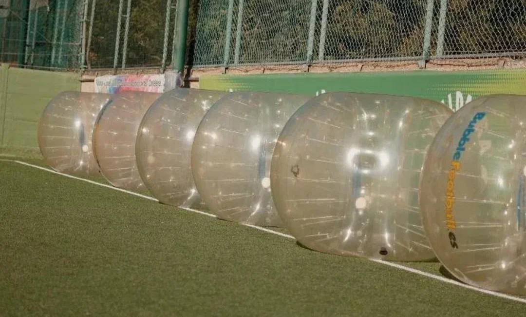 Fútbol burbuja indoor y outdoor en Horta-Guinardó