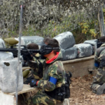 Paintball adulto en 15000 m2 de amplios escenarios naturales en Córdoba.