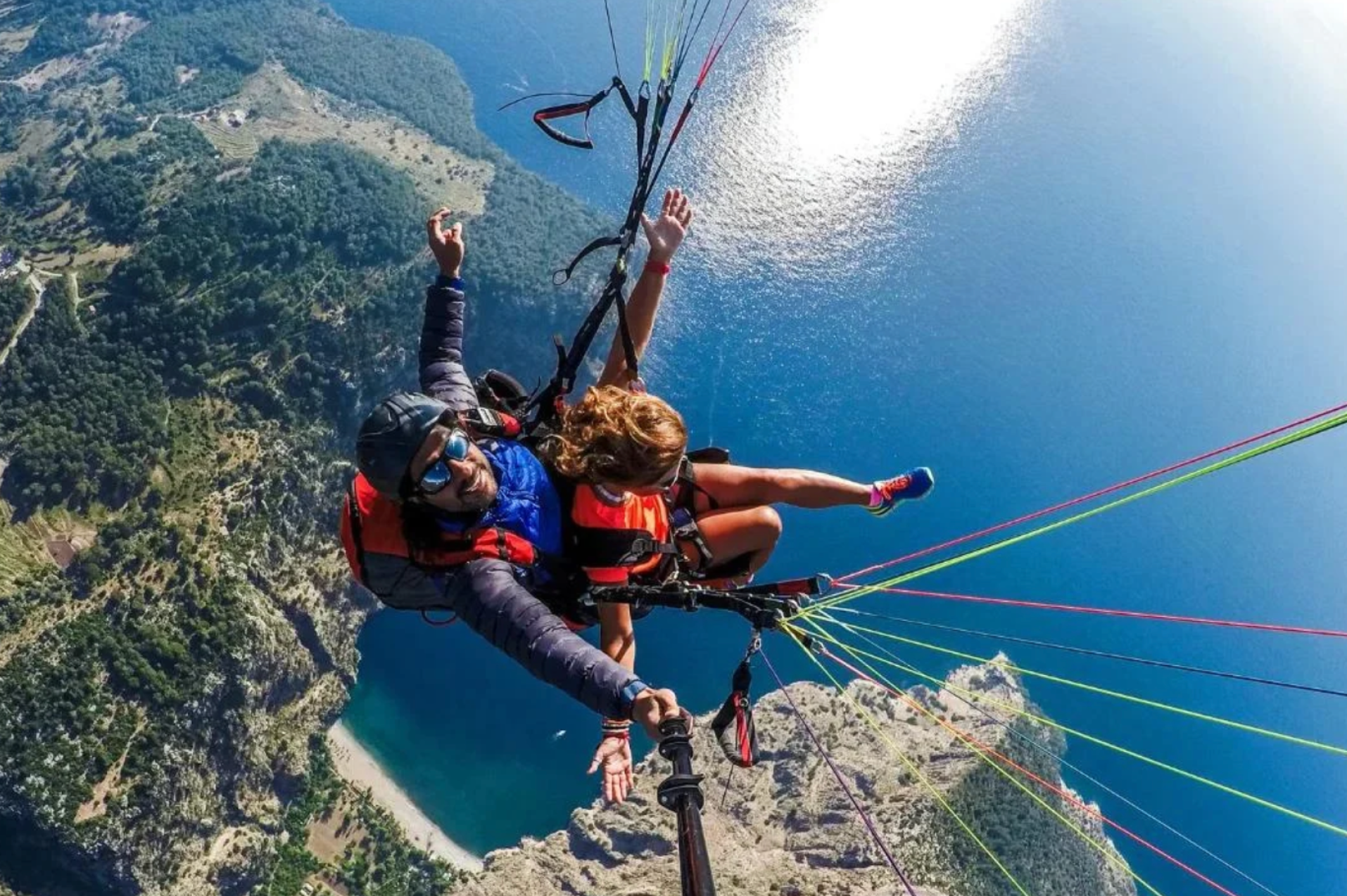 Vuelos biplaza en parapente por la Costa Vasca desde Talai Mendi, Zarautz.