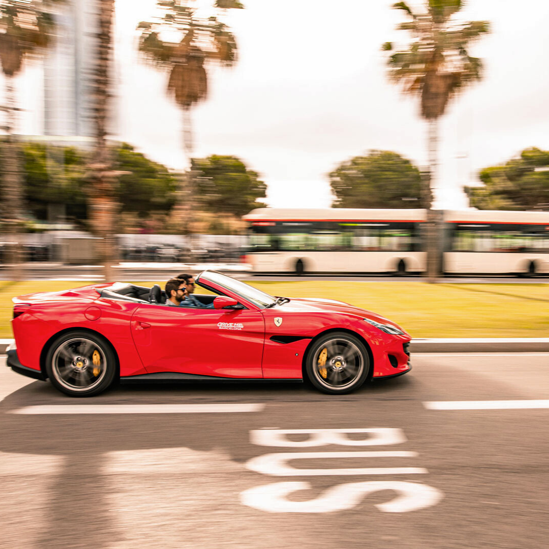 Experiencia de manejar un Ferrari Portofino M en Barcelona