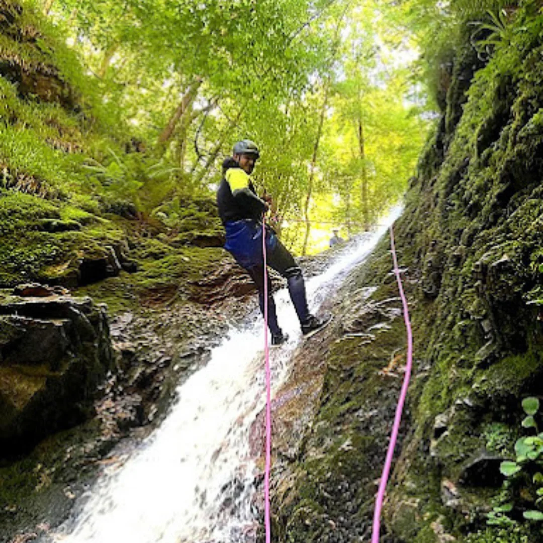 Actividades de barranco acuático en Asturias