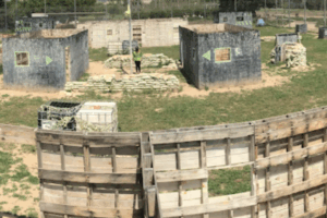Paintball infantil con bolas ilimitadas y menús infantiles en Puente Tocinos, Murcia.