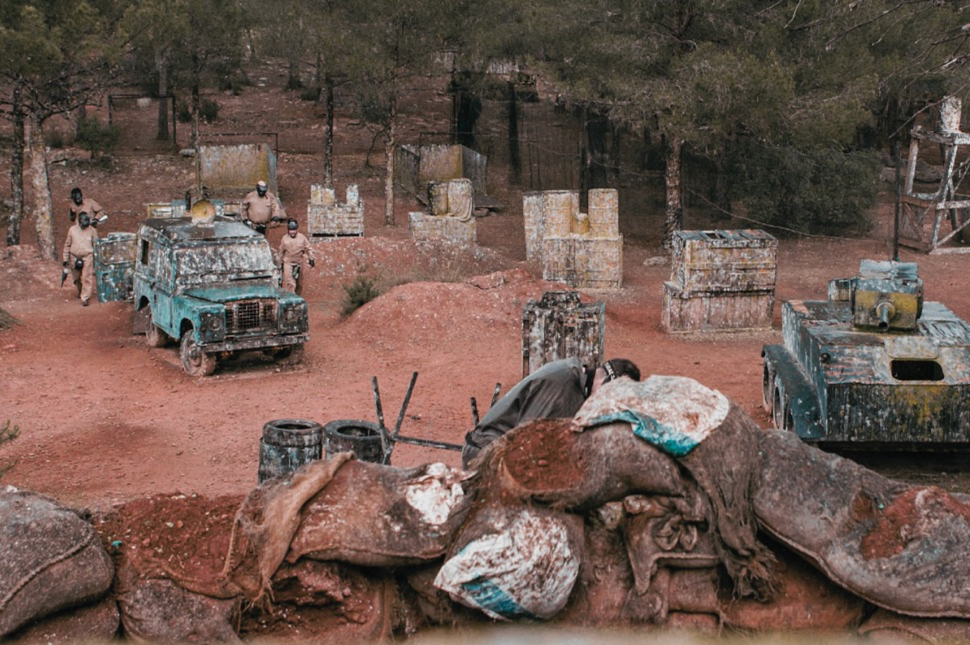 Paintball adulto y zona de picnic en Estivella, Valencia.