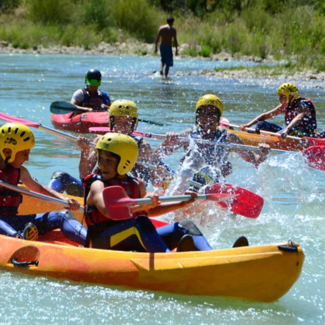 Travesía en canoa por el embalse de la Peña