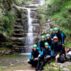 Barranquismo acuático en el barranco de Agiñaga