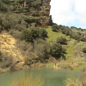 Ruta de senderismo en la microreserva del Pico de la Molata