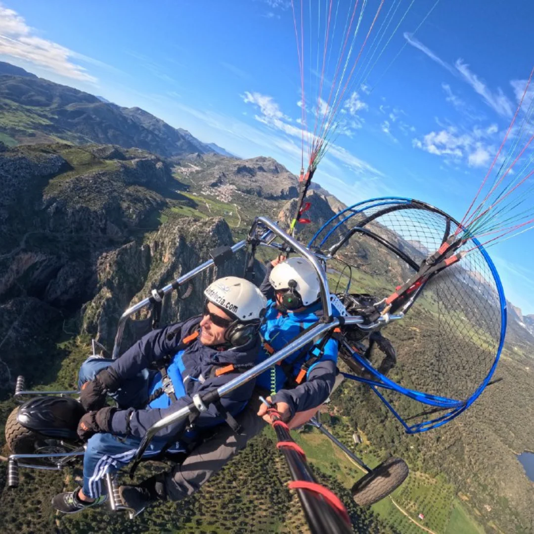 Vuelo biplaza en paramotor en Ronda