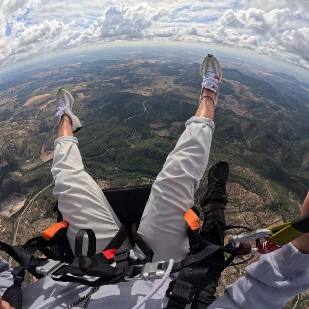 Vuelo en parapente con acrobacias aéreas