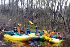 Curso de tecnificación en kayak en la Sierra de Gredos.