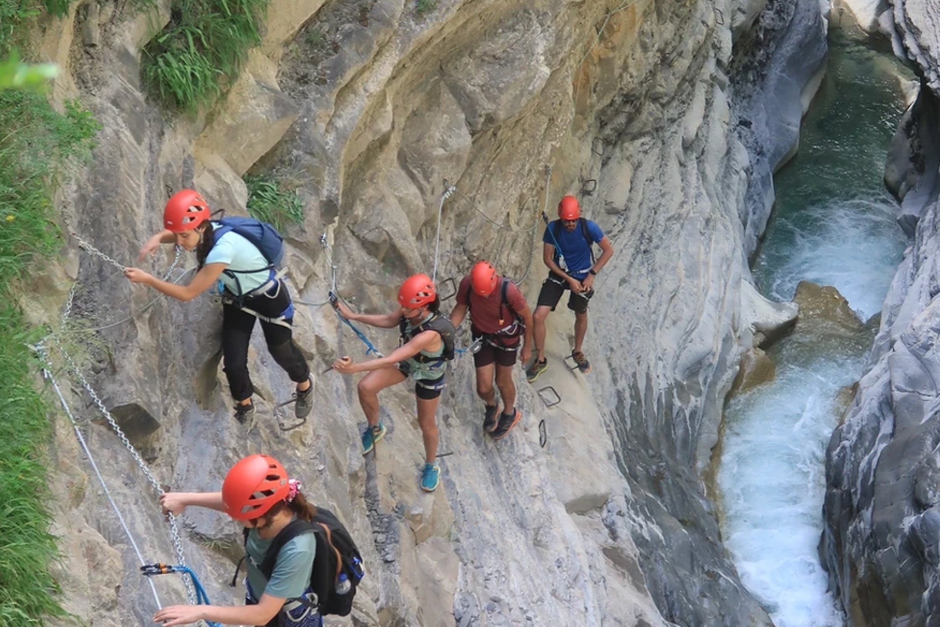 Ferrata Sorrosal (Experto) + Ferrata Escuacho (Intermedio).