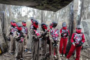 Paintball infantil sobre escenarios naturales en La Coruña.