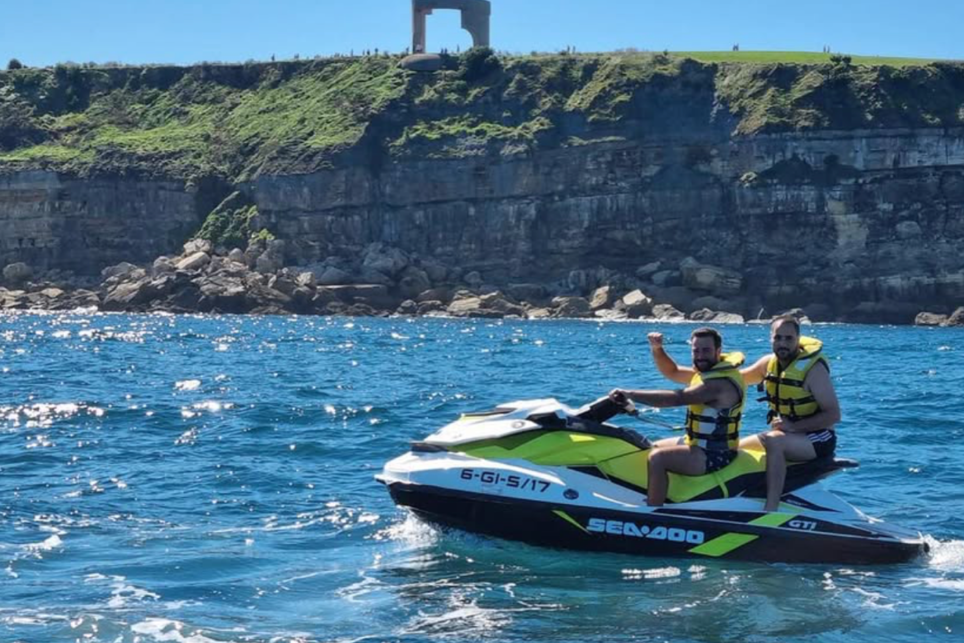Alquiler de Motos de agua en Gijón.