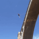 Puenting desde el Puente de la Venta en Teruel.