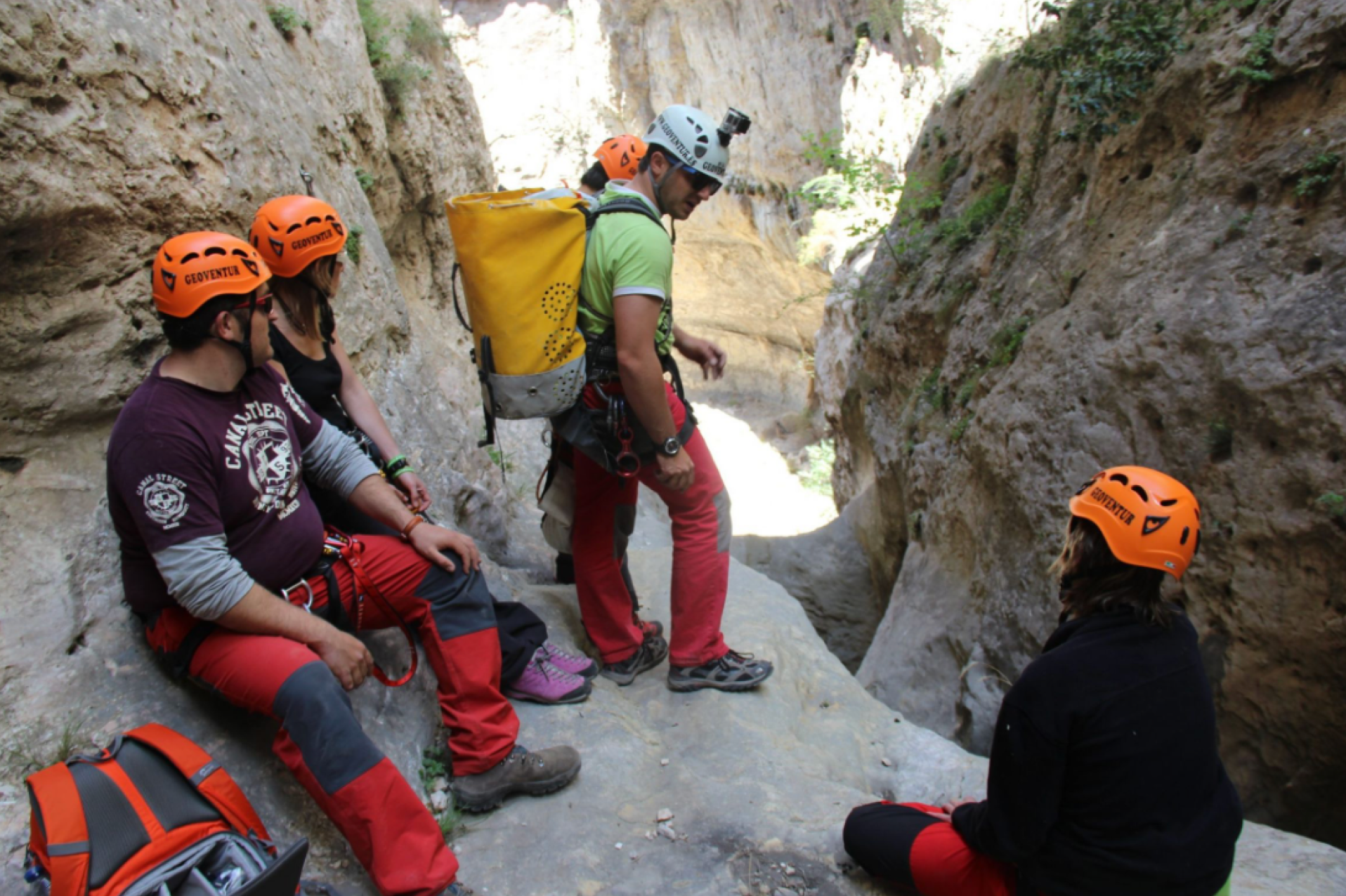 Pack Espeleología + Barranco seco en Teruel.