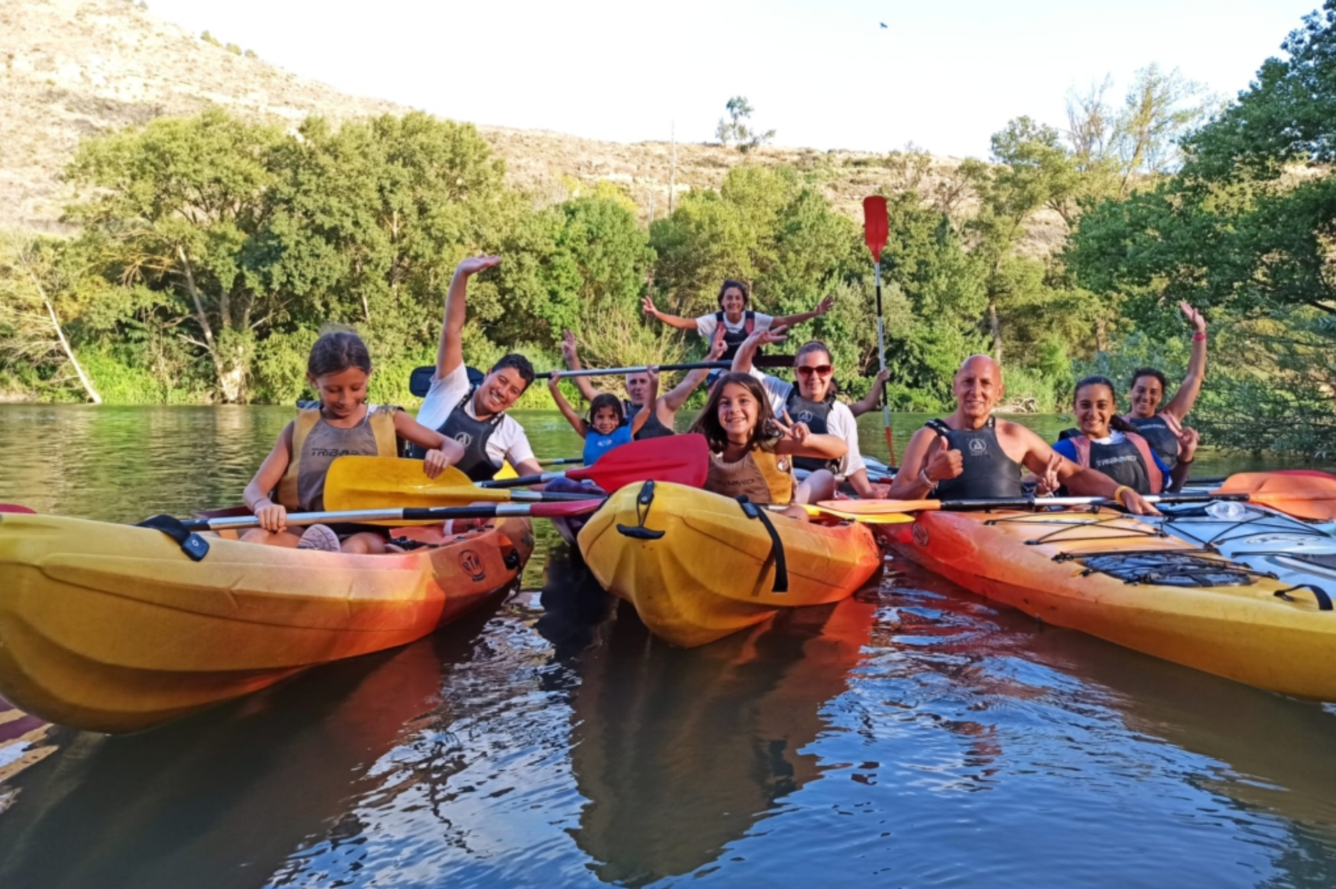 Kayak sin guía por el río Ebro en La Rioja.