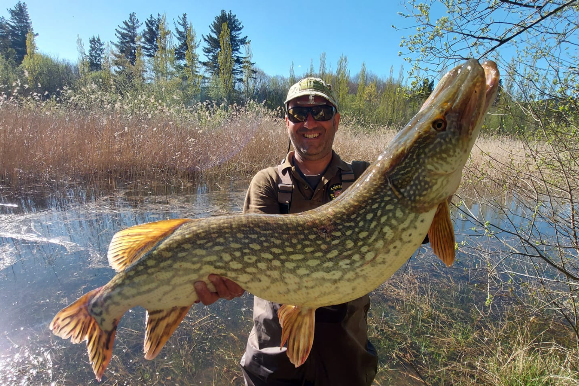 Jornada de Pesca guiada en los embalses alaveses.