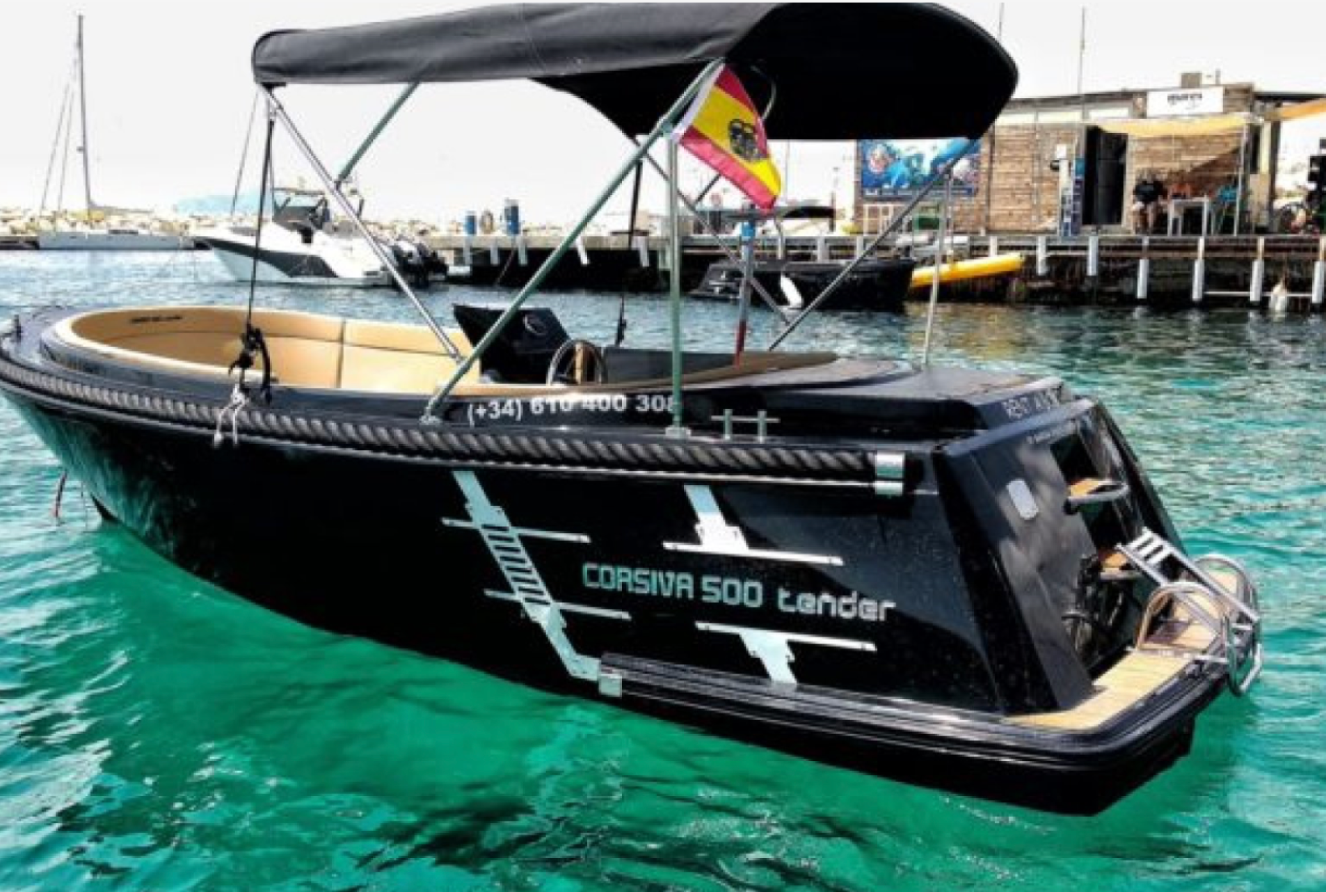 Alquiler de Corsiva 500 Tender sin patrón en Marbella.