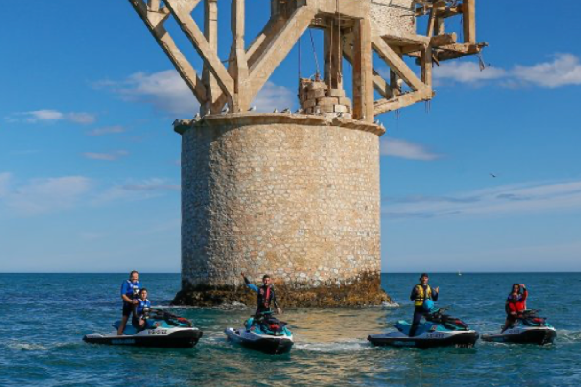 Tour guiado en Moto de Agua sin titulación en el Puerto Virgen del Carmen en Marbella.