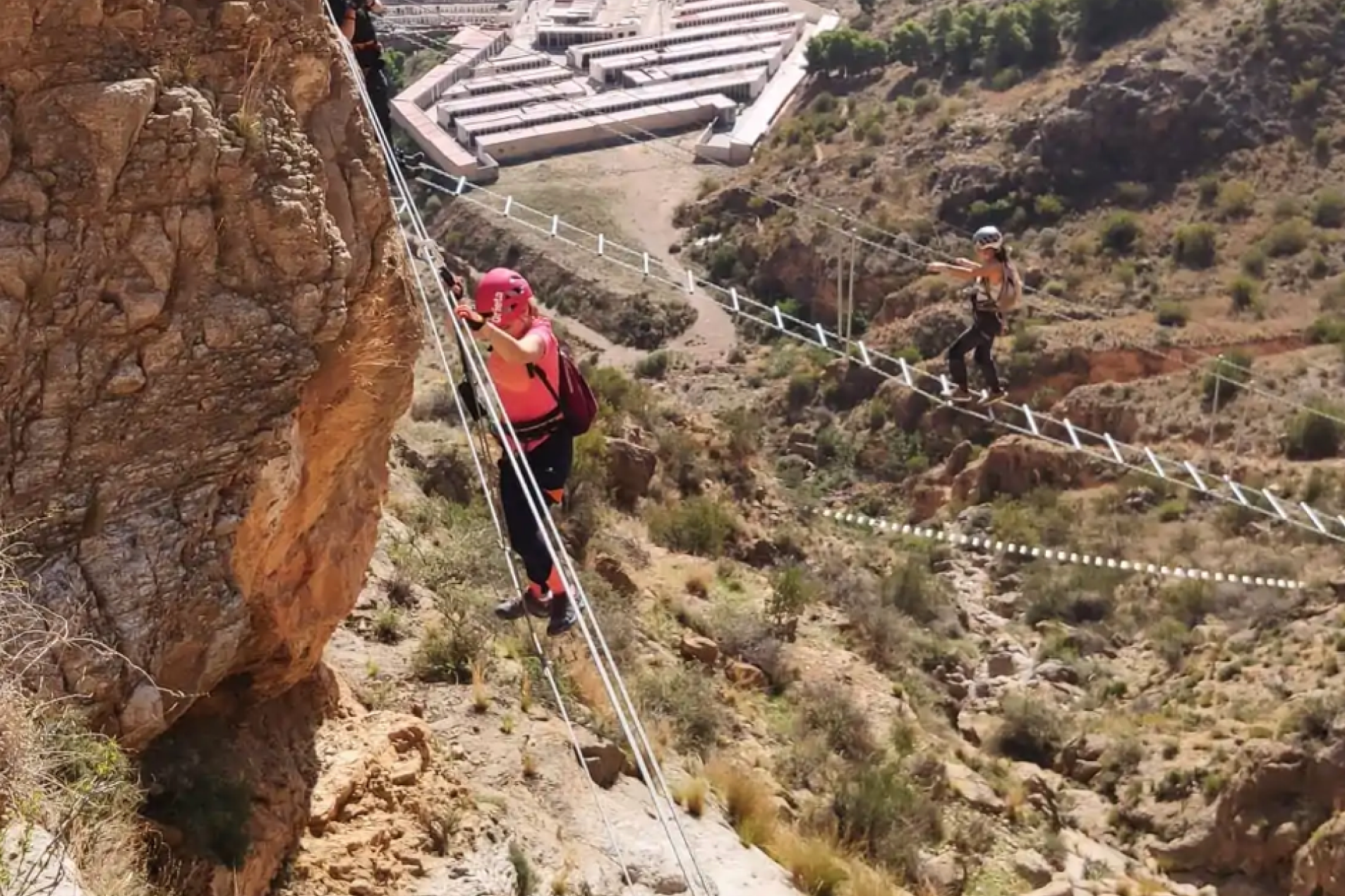 VĆa Ferrata Callosa del Segura nivel avanzado en Alicante.