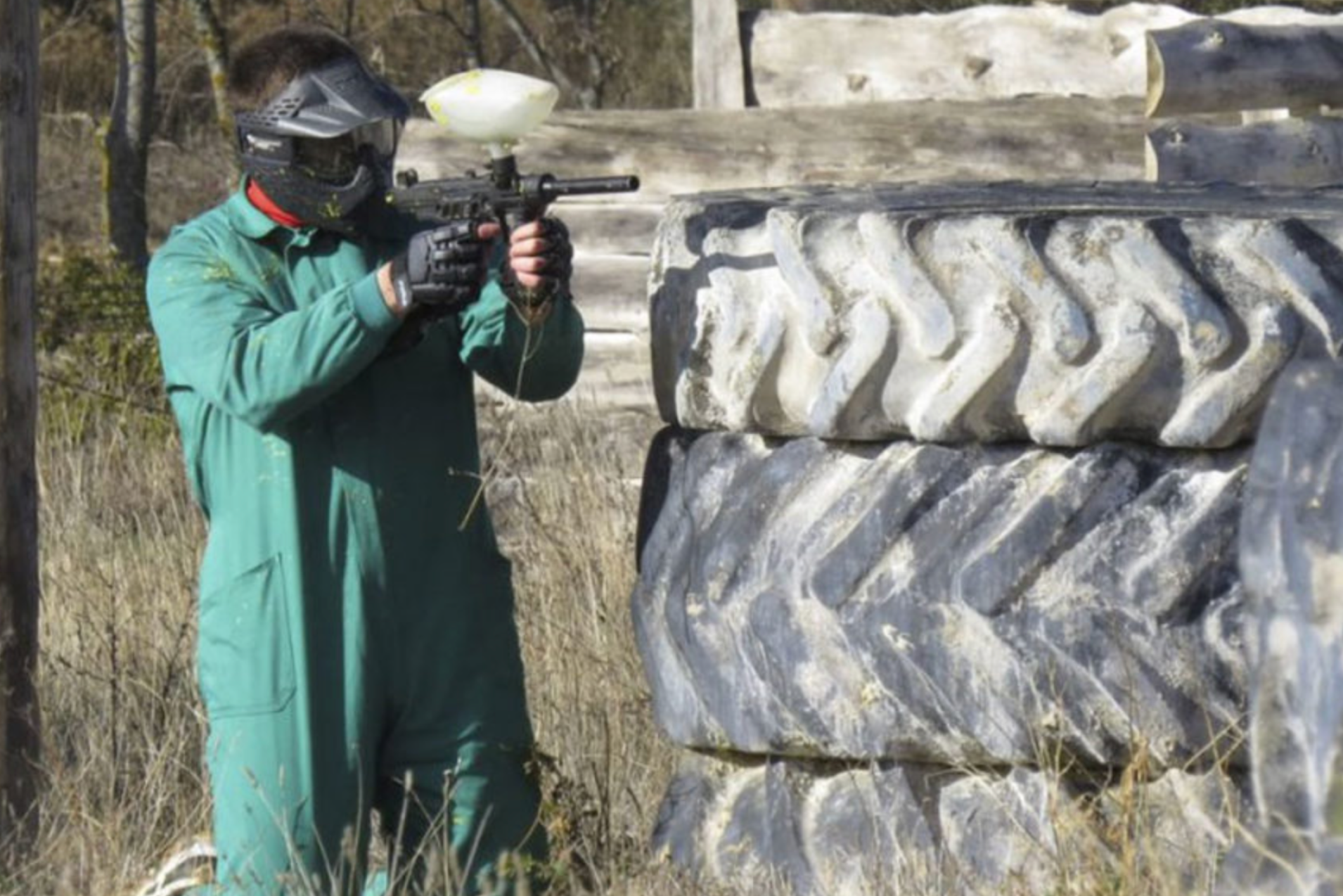 Paintball para adolescentes en Murillo de GƔllego, Zaragoza.