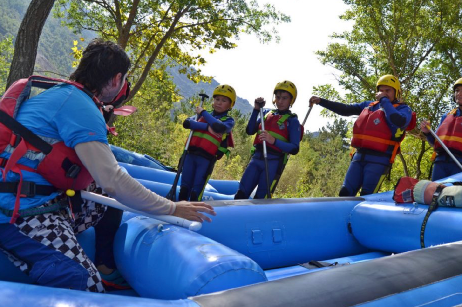 Rafting interpretativo desde Murillo de GƔllego hasta Santa Eulalia en Zaragoza.