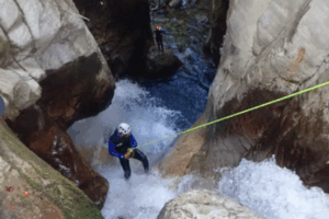 Barranco Sorrosal de nivel avanzado en el Pirineo Aragonés, Huesca.