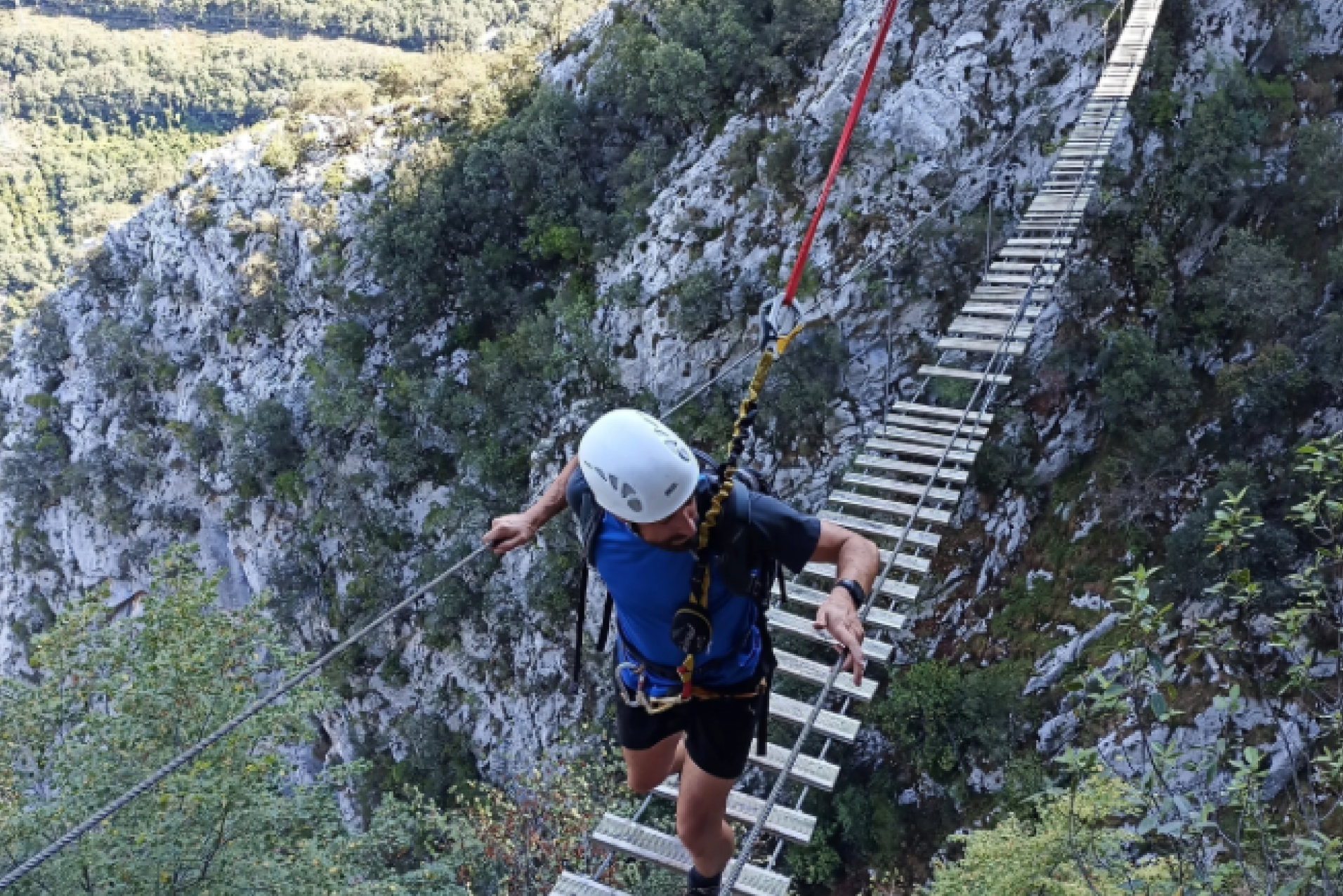 Vía Ferrata de La Hermida en Cantabria.
