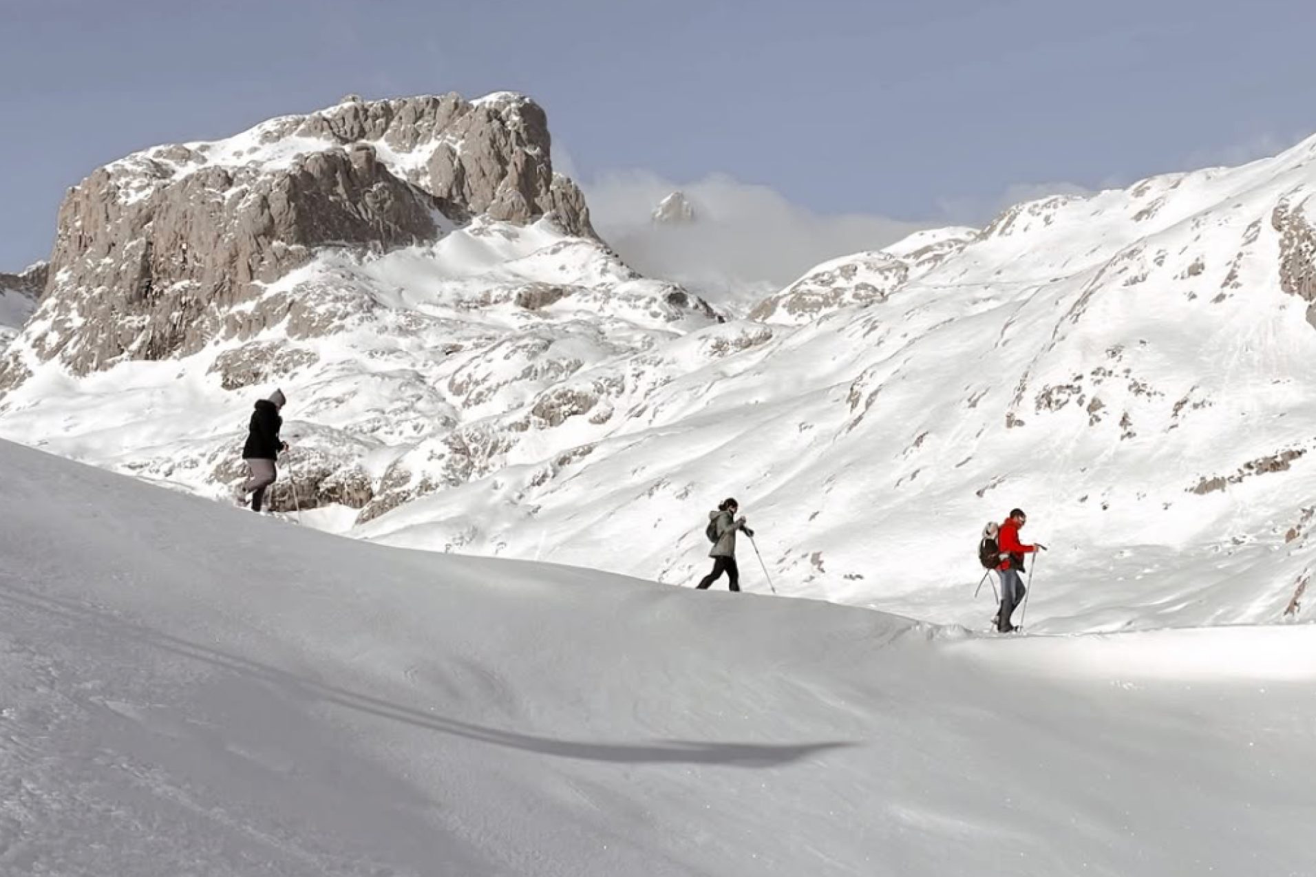 Ruta en Raquetas de nieve nivel intermedio a Cabaña Verónica.